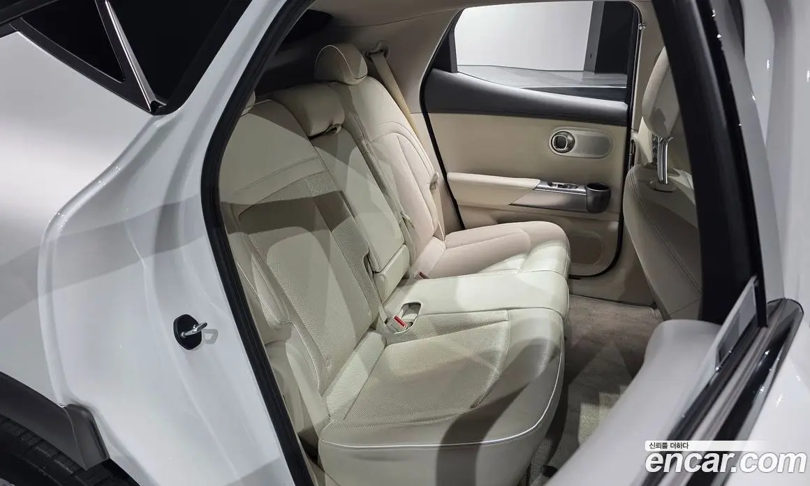 Genesis GV60 2023 0.1 автомат (гидро), фото 17 Genesis GV60 2023 0.1 автомат (гидро), фото 17