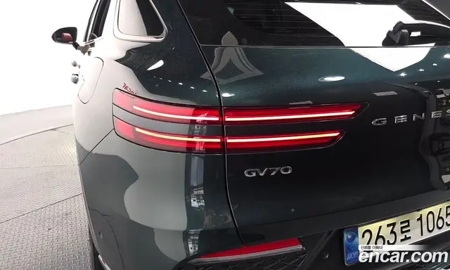 Genesis GV70 2021 2.5 автомат (гидро), миниатюра 9 Genesis GV70 2021 2.5 автомат (гидро), миниатюра 9