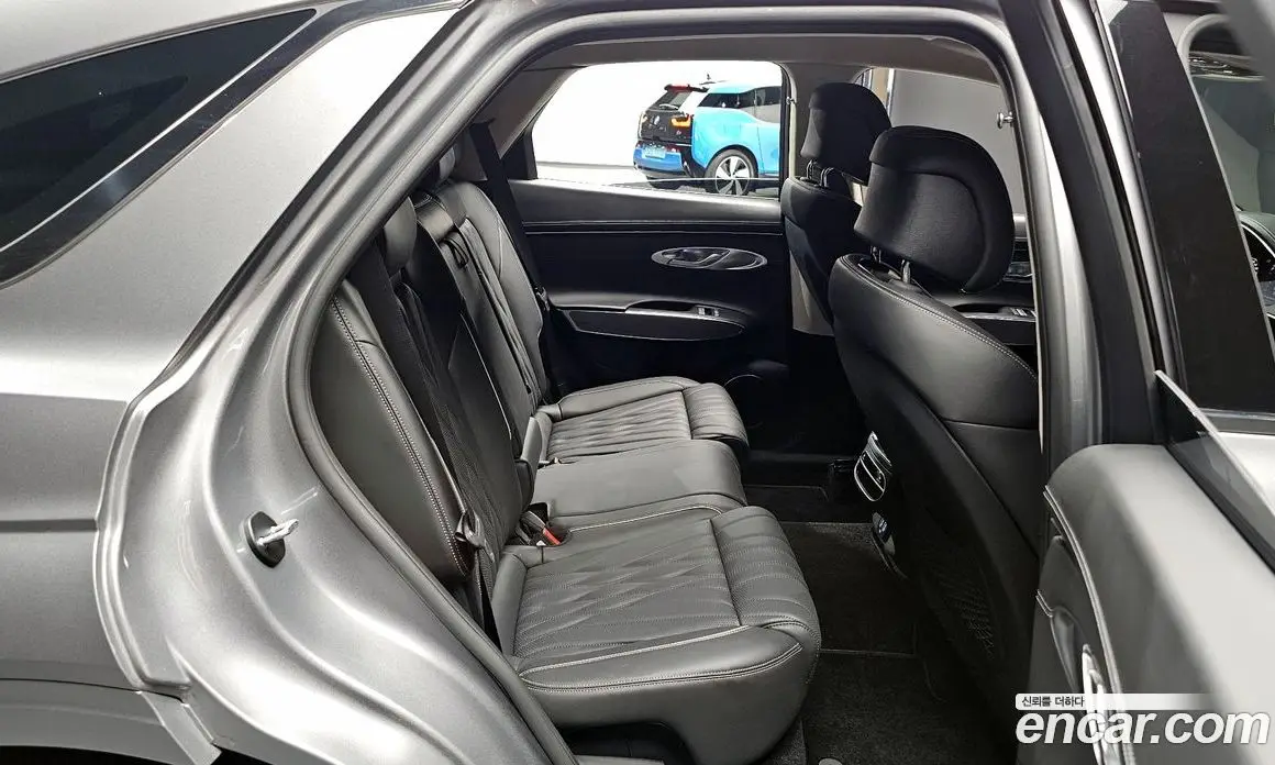 Genesis GV70 2023 2.5 автомат (гидро), фото 16