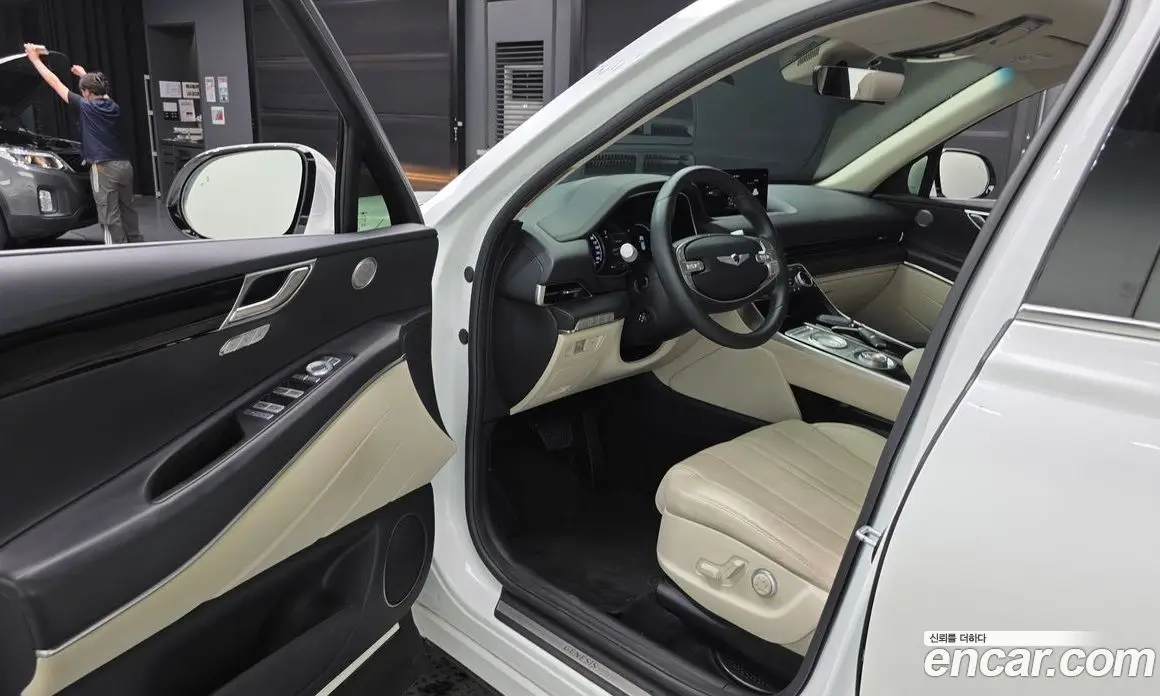Genesis GV80 2021 2.5 автомат (гидро), фото 13 Genesis GV80 2021 2.5 автомат (гидро), фото 13