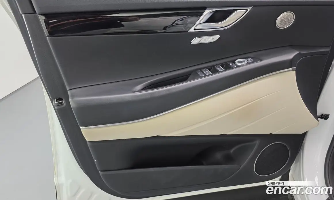 Genesis GV80 2021 2.5 автомат (гидро), фото 14 Genesis GV80 2021 2.5 автомат (гидро), фото 14