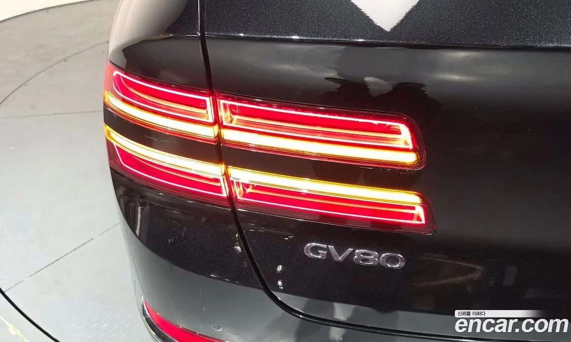 Genesis GV80 2023 3.5 автомат (гидро), фото 8