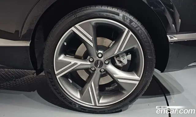 Genesis GV80 2023 2.5 автомат (гидро), миниатюра 6