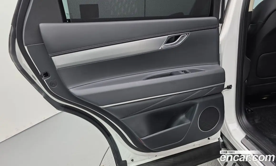 Genesis GV80 2024 2.5 автомат (гидро), фото 15