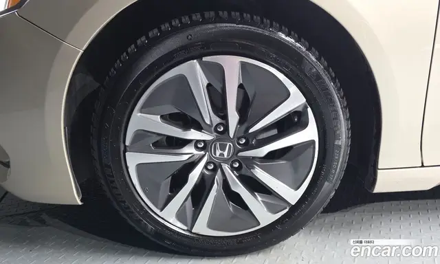 Honda Accord 2018 2.0 автомат (гидро), миниатюра 5 Honda Accord 2018 2.0 автомат (гидро), миниатюра 5