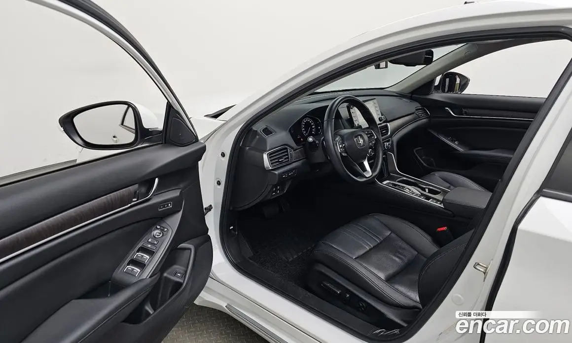 Honda Accord 2019 2.0 автомат (гидро), фото 12 Honda Accord 2019 2.0 автомат (гидро), фото 12