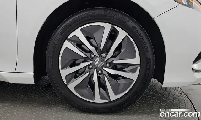 Honda Accord 2019 2.0 автомат (гидро), миниатюра 6 Honda Accord 2019 2.0 автомат (гидро), миниатюра 6