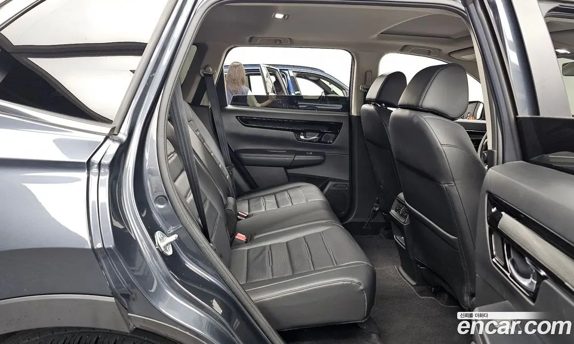 Honda CR-V 2023 1.5 автомат (гидро), фото 18 Honda CR-V 2023 1.5 автомат (гидро), фото 18