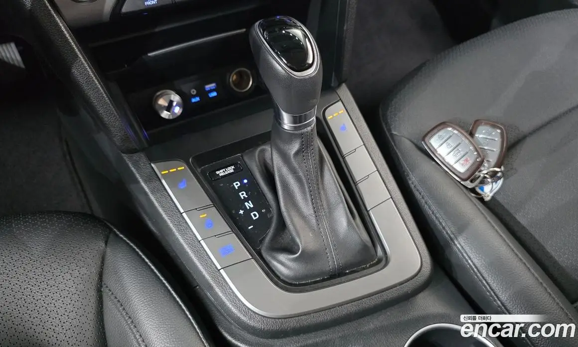 Hyundai Avante 2016 1.6 автомат (гидро), фото 12
