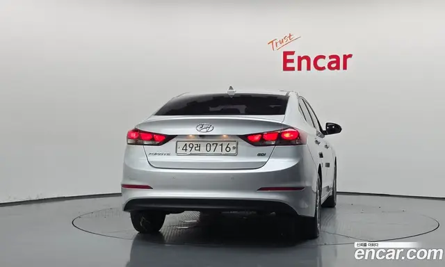 Hyundai Avante 2016 1.6 автомат (гидро), миниатюра 4