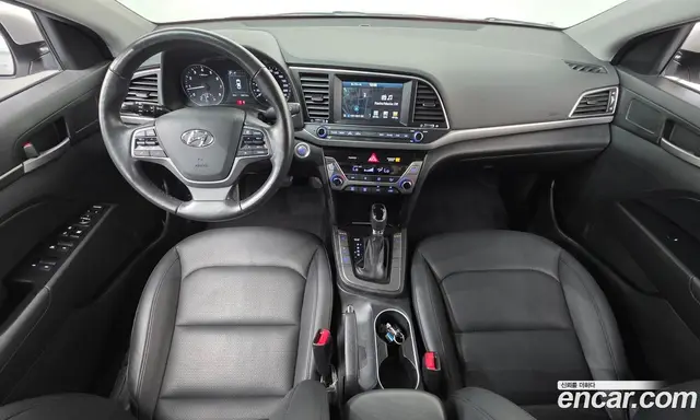 Hyundai Avante 2016 1.6 автомат (гидро), миниатюра 10