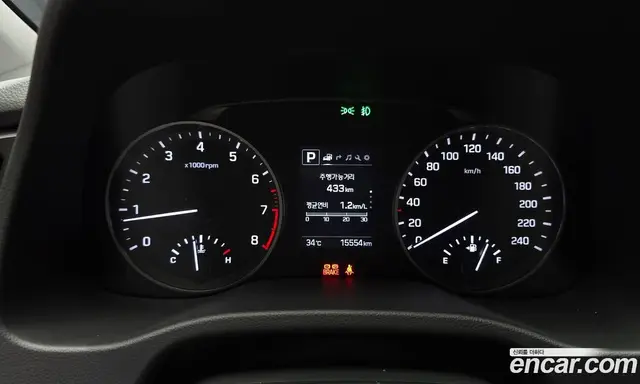 Hyundai Avante 2017 1.6 автомат (гидро), миниатюра 11