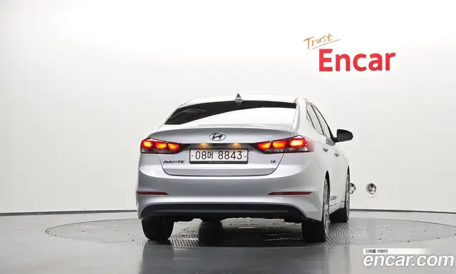 Hyundai Avante 2018 1.6 автомат (гидро), миниатюра 4