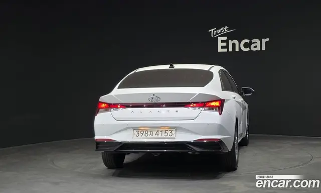 Hyundai Avante 2021 1.6 автомат (гидро), миниатюра 4