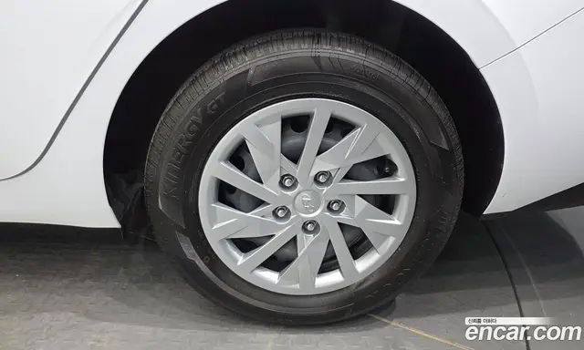 Hyundai Avante 2021 1.6 автомат (гидро), миниатюра 7