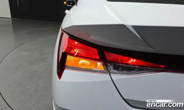 Hyundai Avante 2021 1.6 автомат (гидро), миниатюра 9