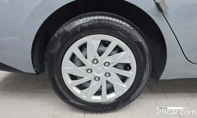Hyundai Avante 2021 1.6 автомат (гидро), миниатюра 5 Hyundai Avante 2021 1.6 автомат (гидро), миниатюра 5