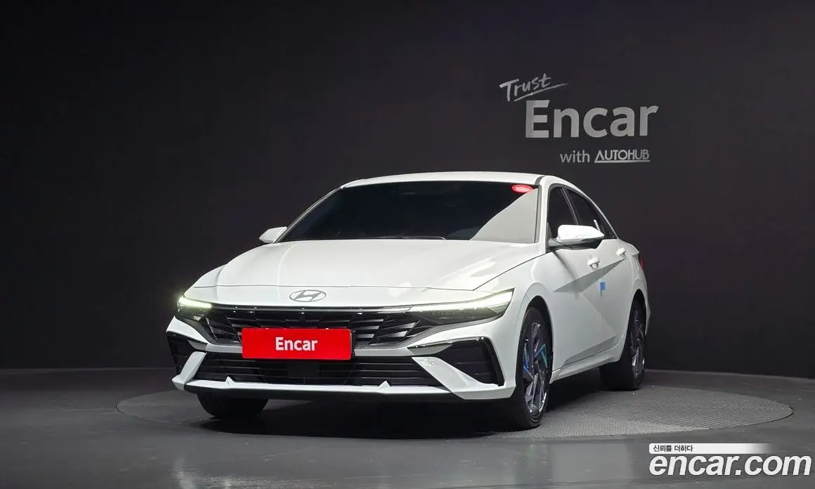 Hyundai Avante 2026 1.6 автомат (гидро), фото 3 Hyundai Avante 2026 1.6 автомат (гидро), фото 3