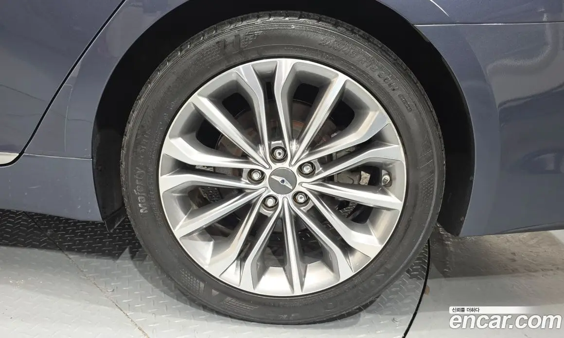 Hyundai Genesis 2014 3.3 автомат (гидро), фото 7 Hyundai Genesis 2014 3.3 автомат (гидро), фото 7
