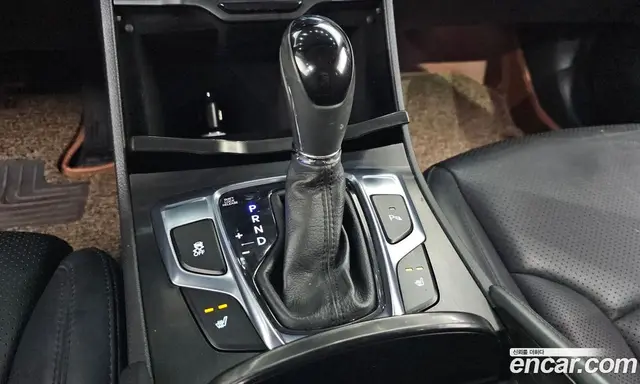 Hyundai Grandeur 2015 2.4 автомат (гидро), миниатюра 12