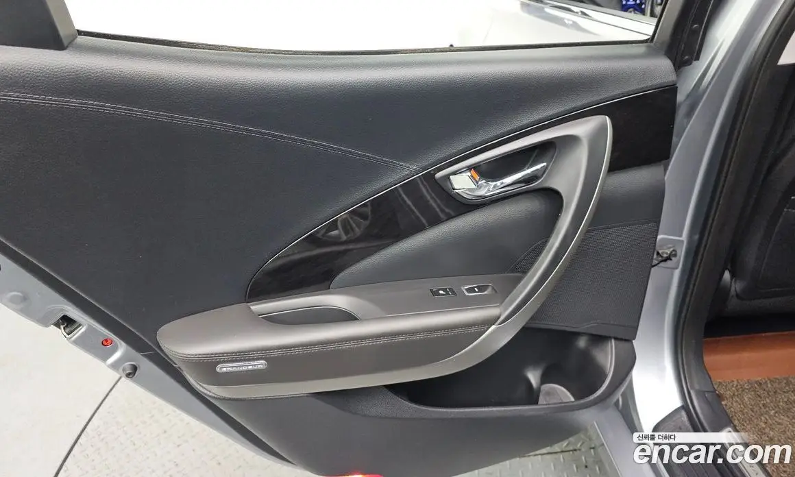 Hyundai Grandeur 2015 2.4 автомат (гидро), фото 15 Hyundai Grandeur 2015 2.4 автомат (гидро), фото 15