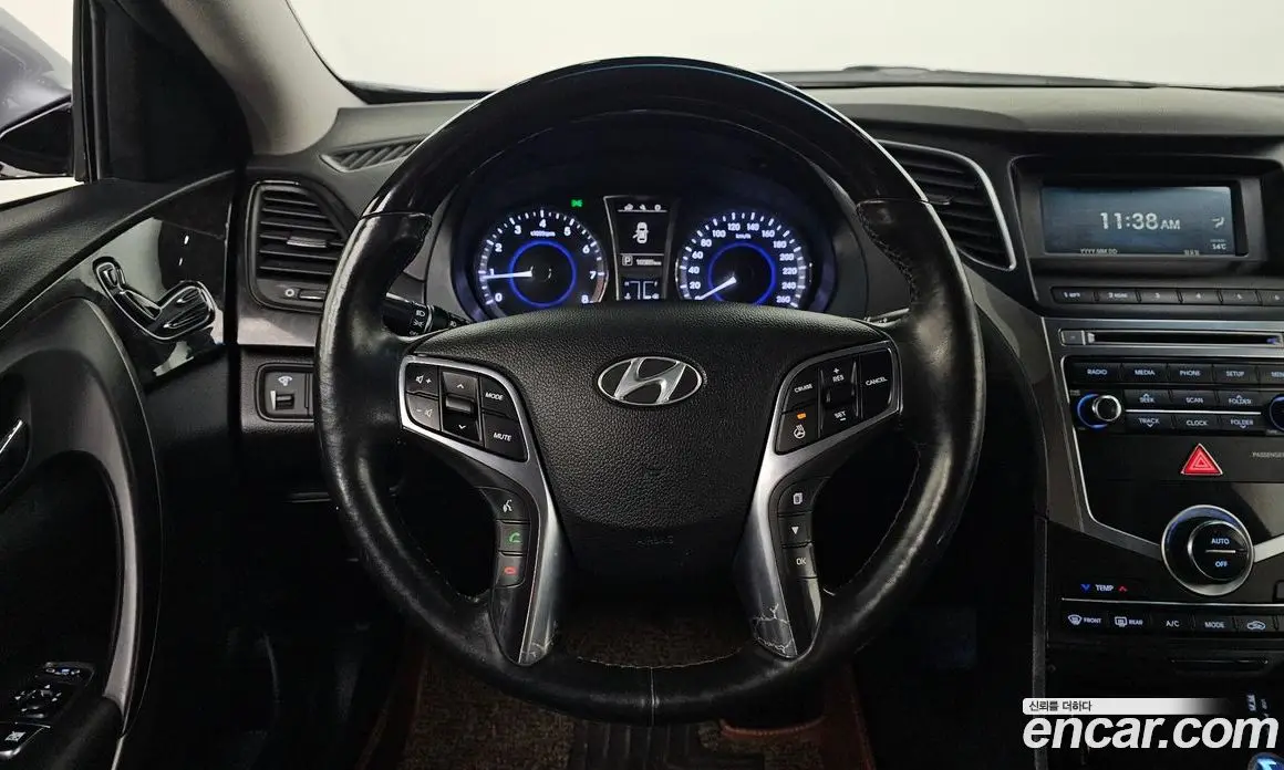Hyundai Grandeur 2015 2.4 автомат (гидро), фото 18 Hyundai Grandeur 2015 2.4 автомат (гидро), фото 18