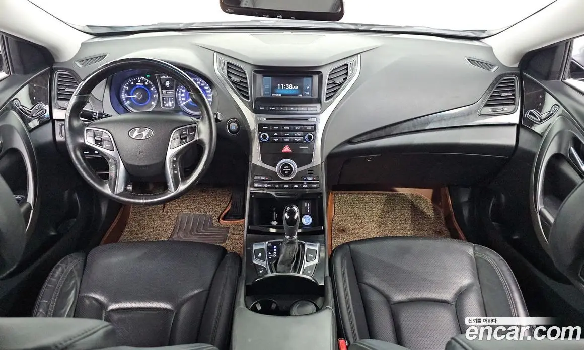 Hyundai Grandeur 2015 2.4 автомат (гидро), фото 10 Hyundai Grandeur 2015 2.4 автомат (гидро), фото 10