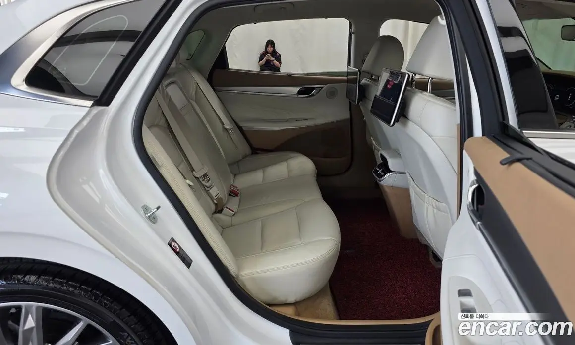 Hyundai Grandeur 2019 3.3 автомат (гидро), фото 18 Hyundai Grandeur 2019 3.3 автомат (гидро), фото 18
