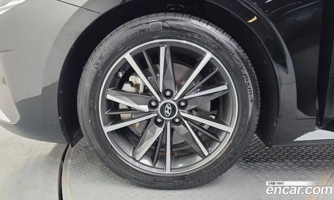 Hyundai Grandeur 2020 3.3 автомат (гидро), фото 4
