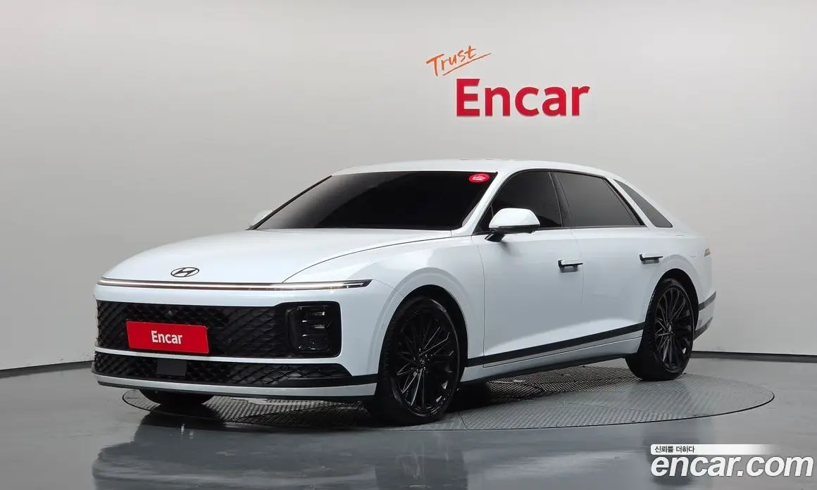 Hyundai Grandeur 2025 1.6 автомат (гидро), фото 1 Hyundai Grandeur 2025 1.6 автомат (гидро), фото 1