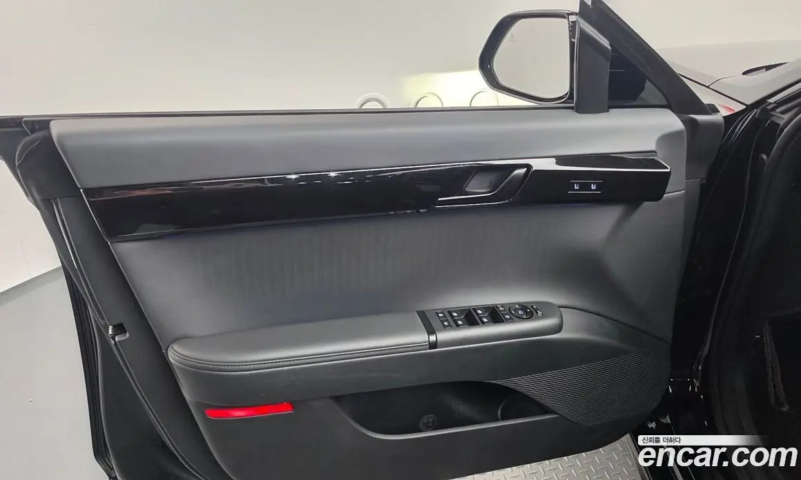 Hyundai Grandeur 2025 1.6 автомат (гидро), фото 14