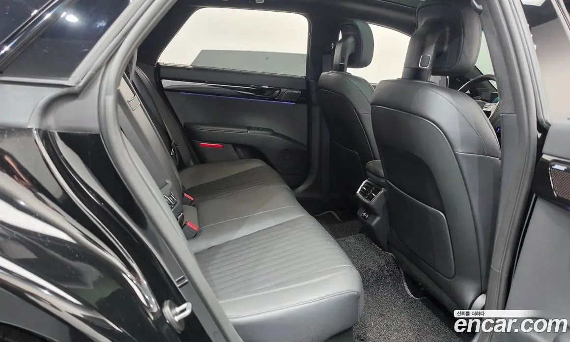 Hyundai Grandeur 2025 1.6 автомат (гидро), фото 17
