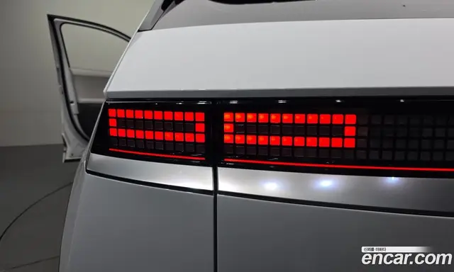 Hyundai Ioniq 5 2021 0.1 автомат (гидро), миниатюра 8
