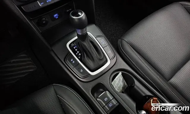Hyundai Kona 2020 1.6 автомат (гидро), миниатюра 12