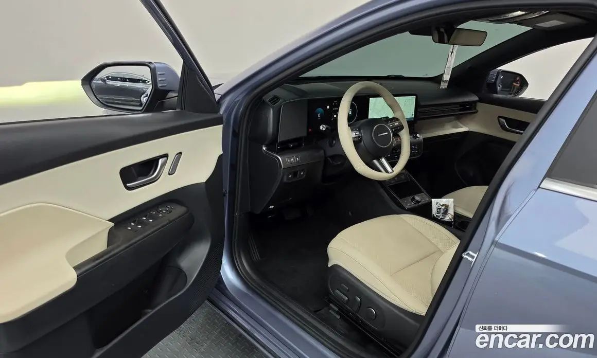Hyundai Kona 2023 0.2 автомат (гидро), фото 13