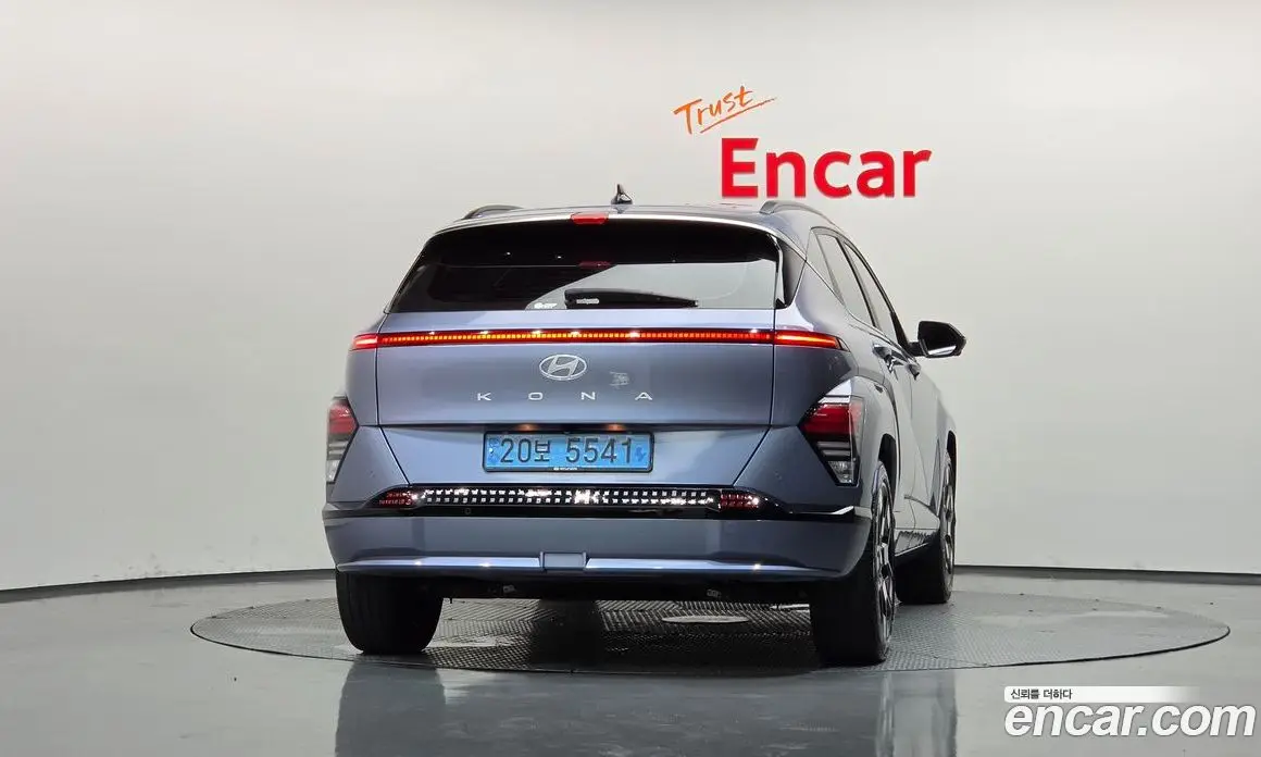 Hyundai Kona 2023 0.2 автомат (гидро), фото 4