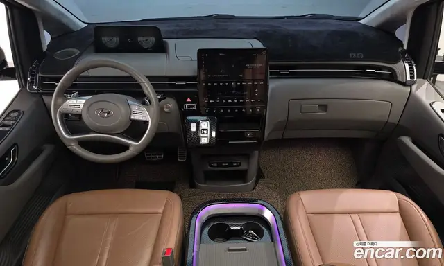 Hyundai Staria 2023 3.5 автомат (гидро), миниатюра 10
