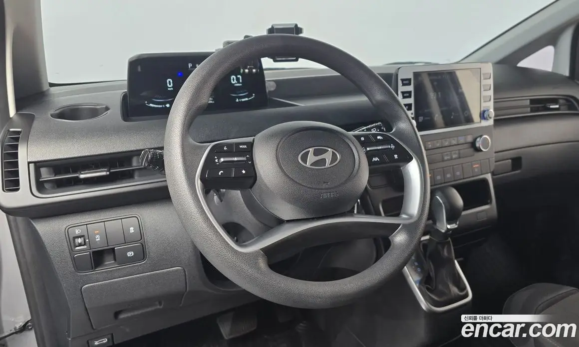Hyundai Staria 2025 2.2 автомат (гидро), фото 17 Hyundai Staria 2025 2.2 автомат (гидро), фото 17