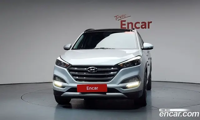 Hyundai Tucson 2016 2.0 автомат (гидро), миниатюра 2