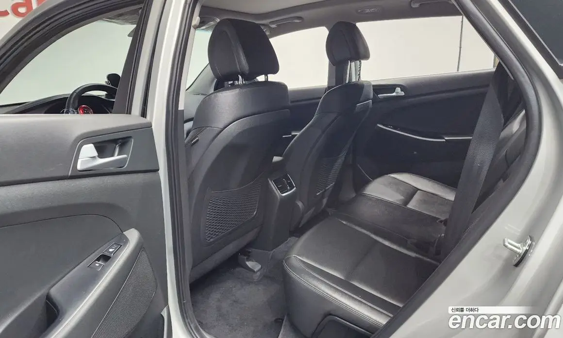 Hyundai Tucson 2016 2.0 автомат (гидро), фото 15