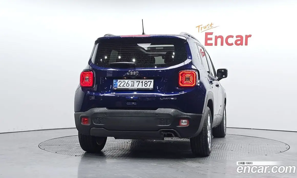 Jeep Renegade 2021 2.4 автомат (гидро), фото 3