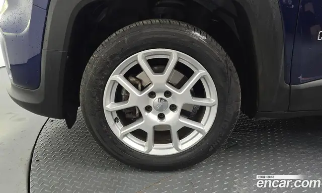 Jeep Renegade 2021 2.4 автомат (гидро), миниатюра 4