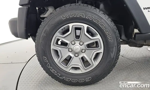 Jeep Wrangler 2016 3.6 автомат (гидро), миниатюра 4 Jeep Wrangler 2016 3.6 автомат (гидро), миниатюра 4