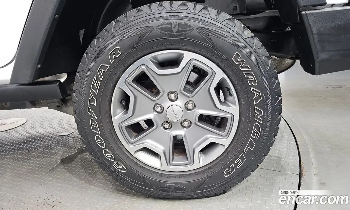 Jeep Wrangler 2016 3.6 автомат (гидро), фото 6 Jeep Wrangler 2016 3.6 автомат (гидро), фото 6