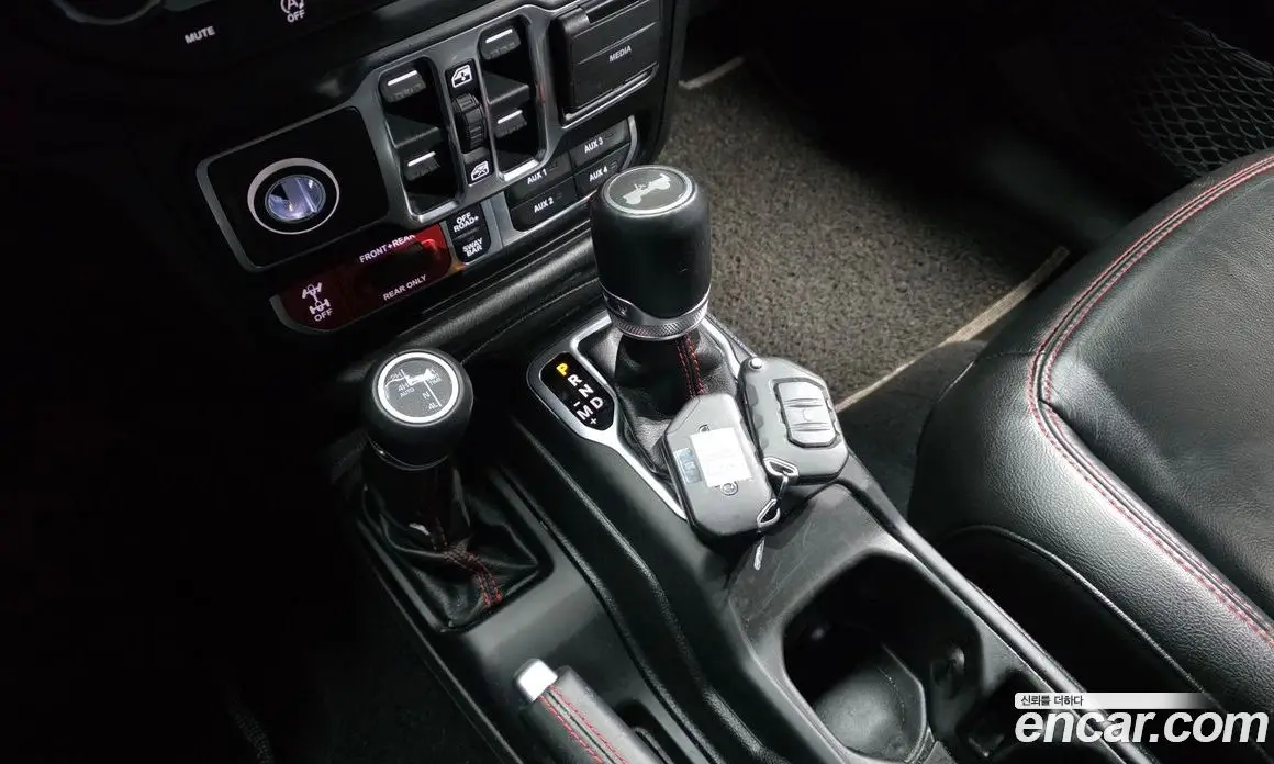 Jeep Wrangler 2021 2.0 автомат (гидро), фото 12