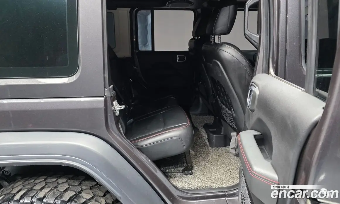Jeep Wrangler 2021 2.0 автомат (гидро), фото 17