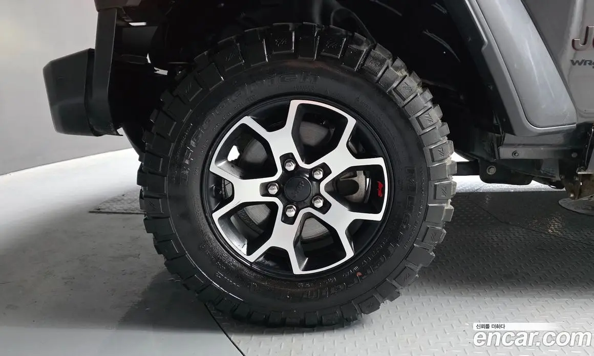 Jeep Wrangler 2021 2.0 автомат (гидро), фото 5