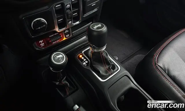 Jeep Wrangler 2023 2.0 автомат (гидро), миниатюра 12