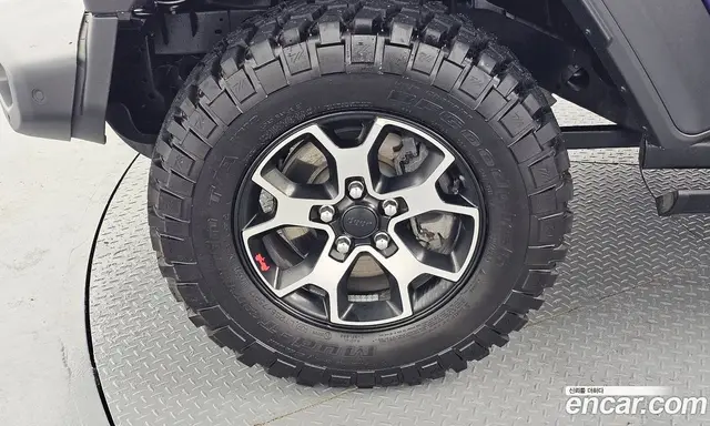 Jeep Wrangler 2023 2.0 автомат (гидро), миниатюра 5 Jeep Wrangler 2023 2.0 автомат (гидро), миниатюра 5