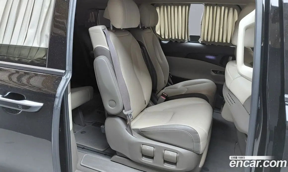 Kia Carnival 2022 3.5 автомат (гидро), фото 17